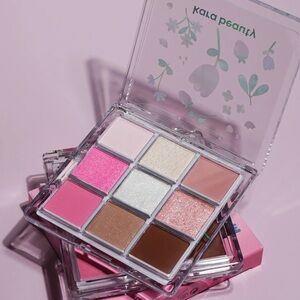 💰3 for $30💰 NIB Kara Beauty Eyeshadow Palette in First Kiss